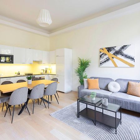 Exclusive & Spacious Central Residence W/ 4Bedrm 2Bathrm Budapest Esterno foto