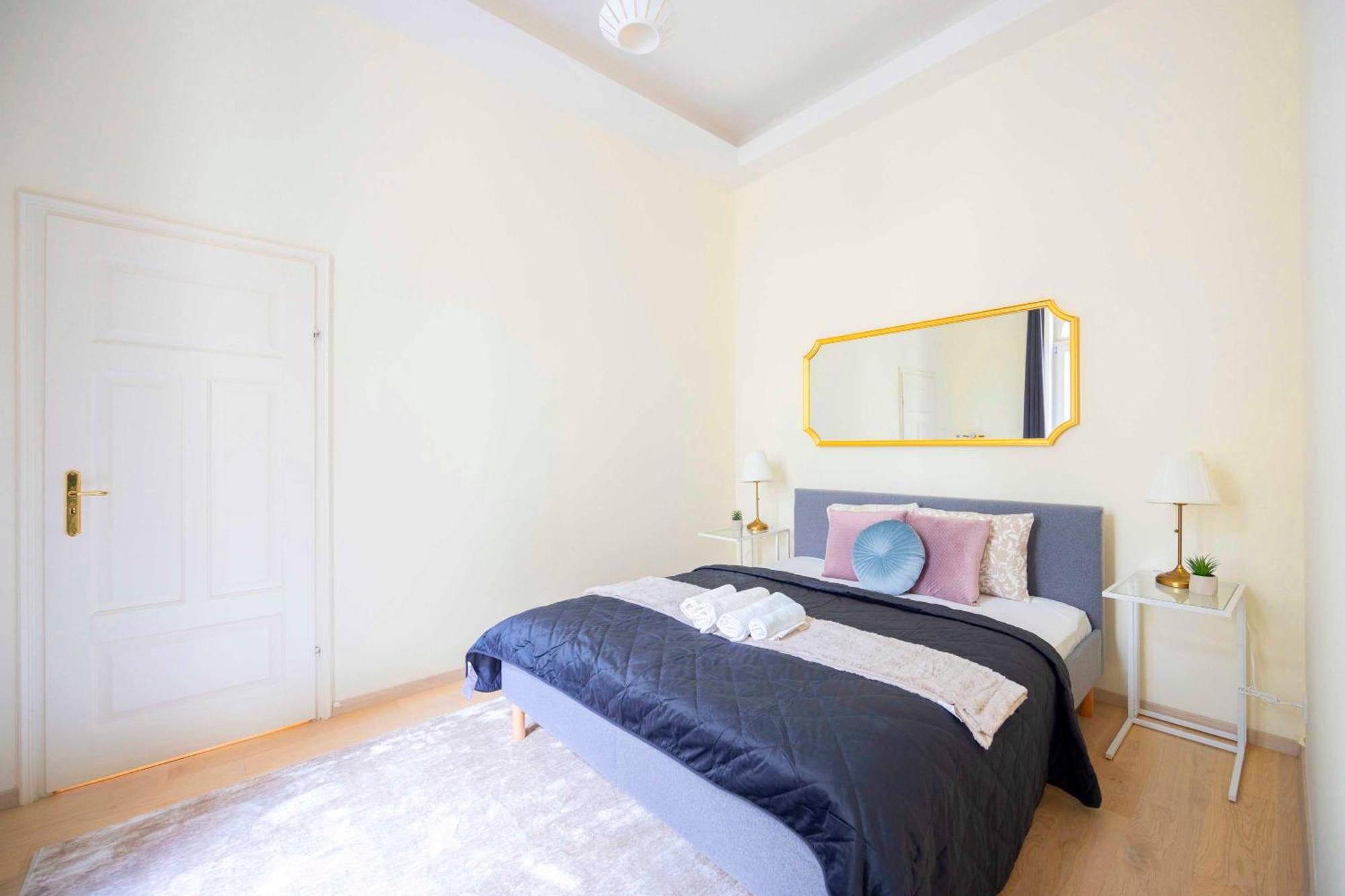 Exclusive & Spacious Central Residence W/ 4Bedrm 2Bathrm Budapest Esterno foto